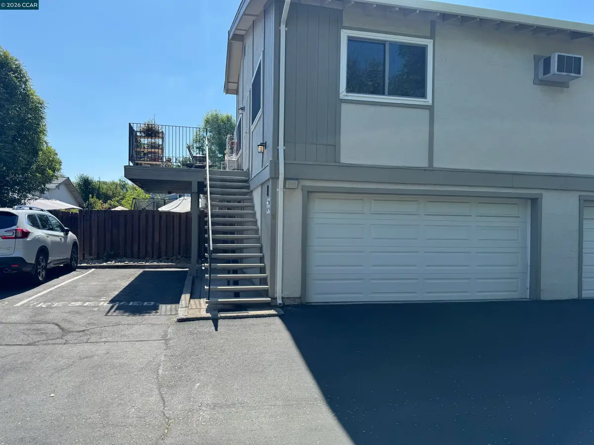 1070 Mohr Ln  #1, Concord, CA 94518 - #1