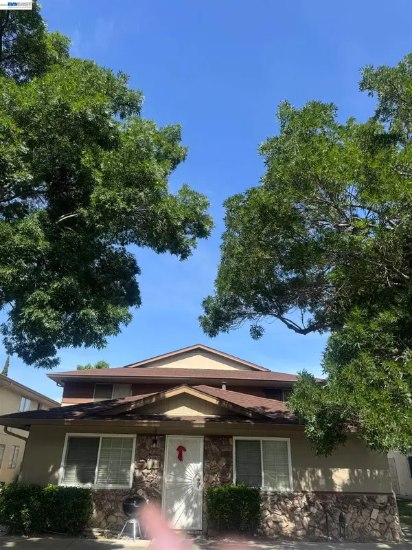 2300 Peppertree Way  #4, ANTIOCH, CA 94509