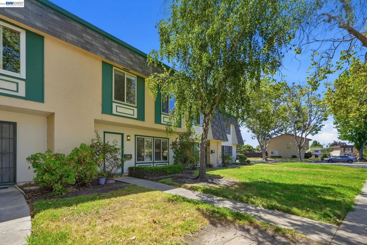 27540 Ponderosa Ct, Hayward, CA 94545 - #1