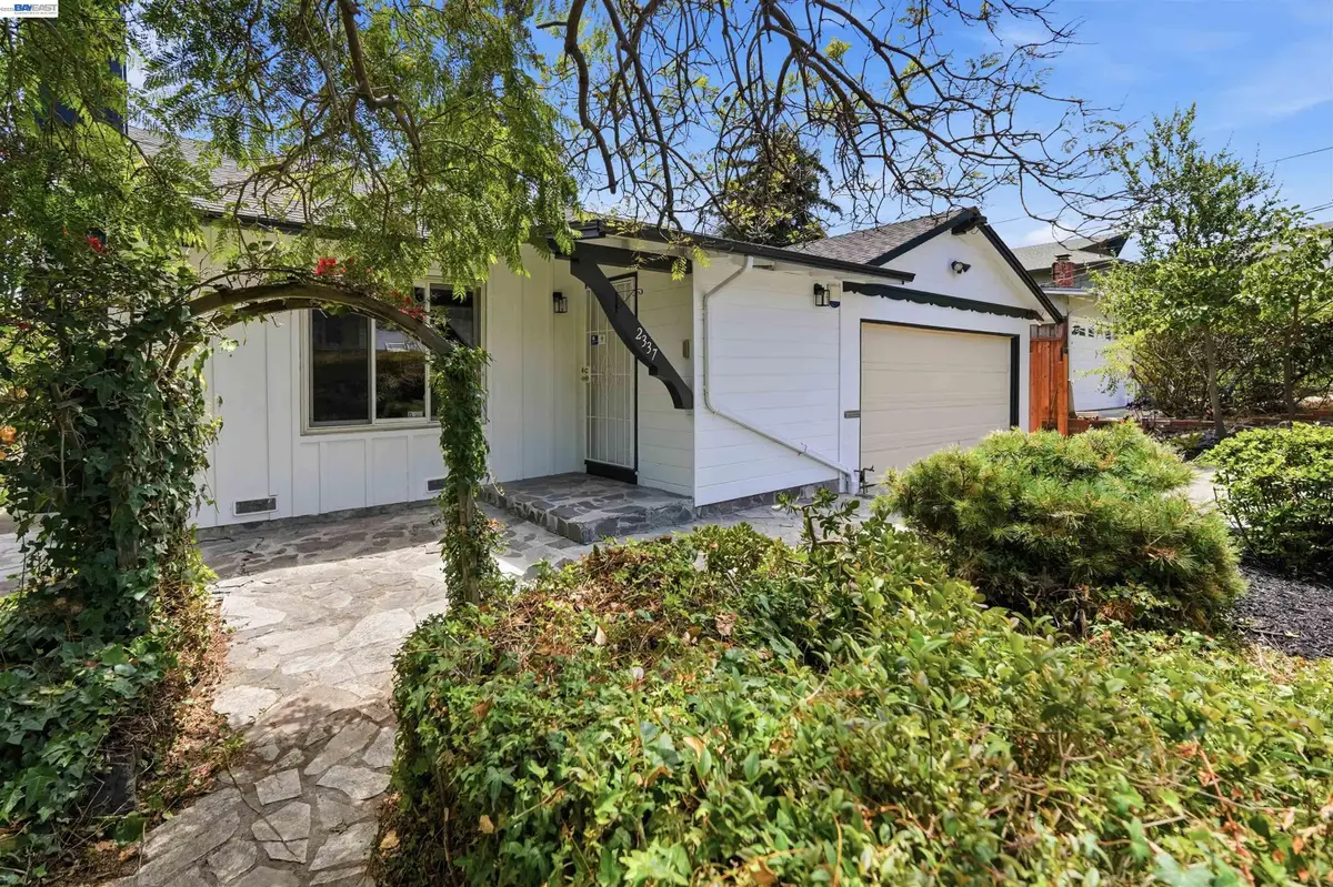 2337 Bentley Ct, Castro Valley, CA 94546 - #1