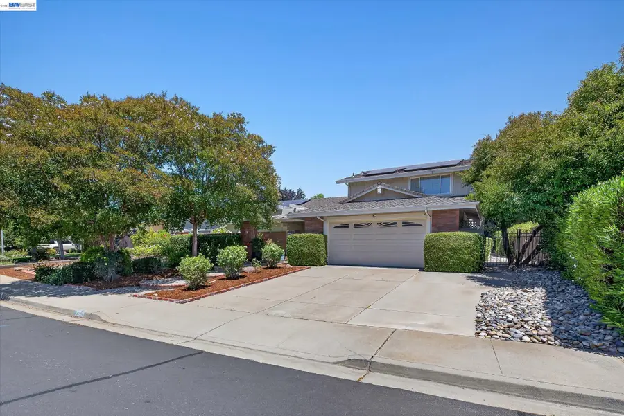 2360 Hampton Rd, Livermore, CA 94550 - #2