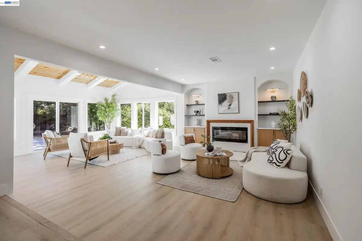 1393 Annapolis Way, San Jose, CA 95118 - #1