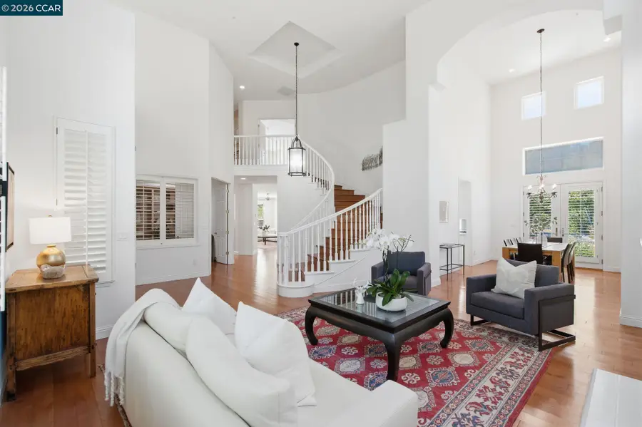 2151 Sky View Ct, Moraga, CA 94556 - #2