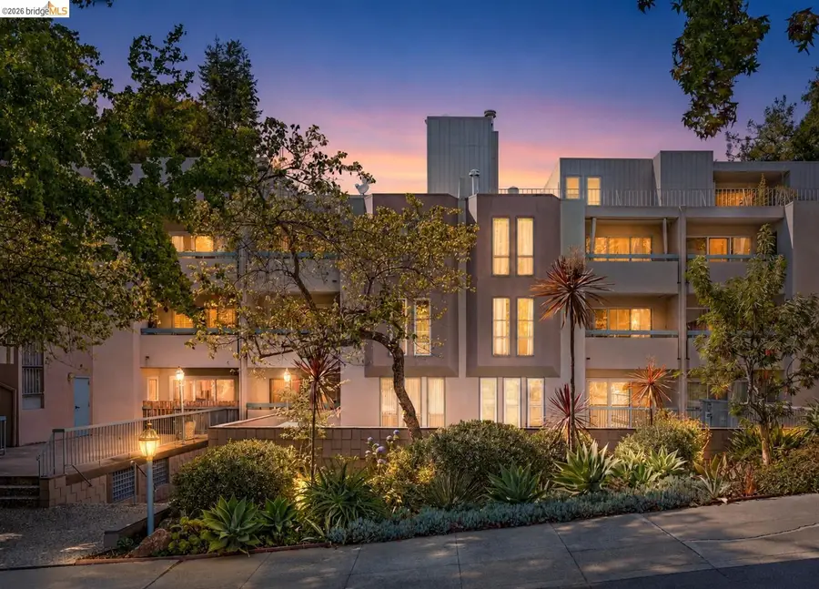 385 Jayne Ave  #105, Oakland, CA 94610 - #2