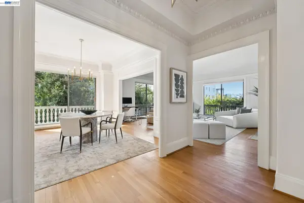 200 Lakeside Dr  #202, OAKLAND, CA 94612