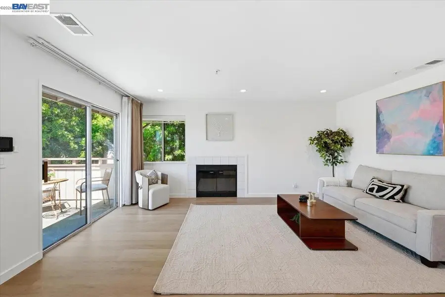 25164 COPA DEL ORO DR  #201, Hayward, CA 94545 - #2