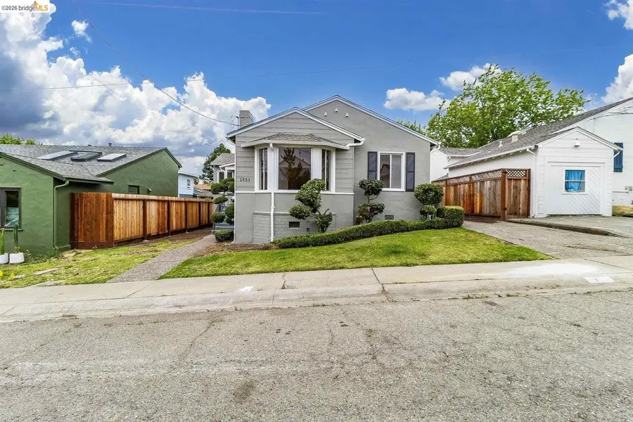 1431 Catherine DR, Berkeley, CA 94702 - #2
