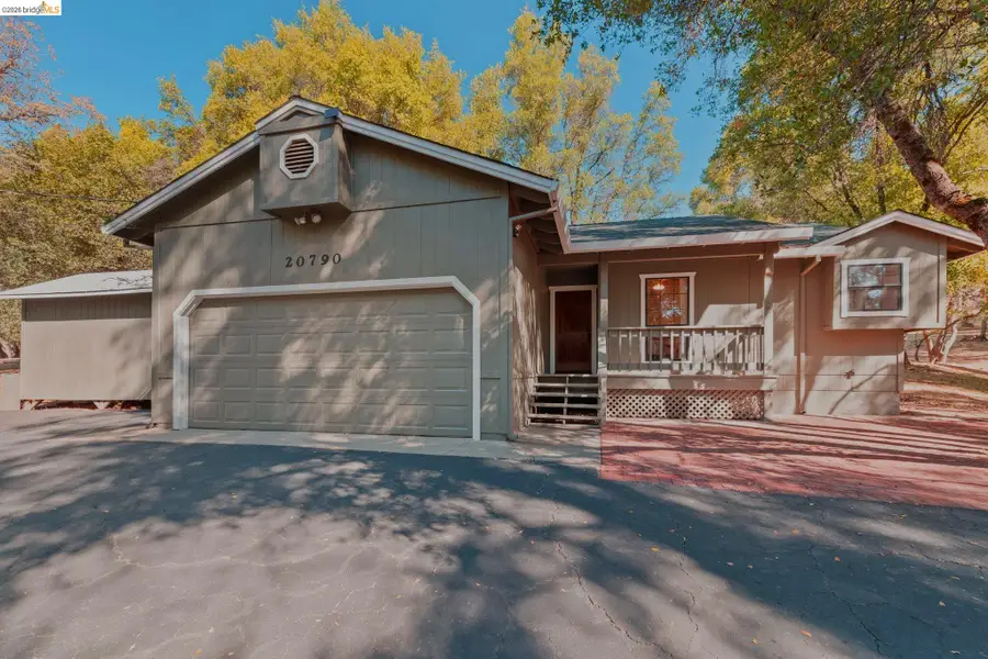 20790 Ferretti Rd, Groveland, CA 95321 - #2