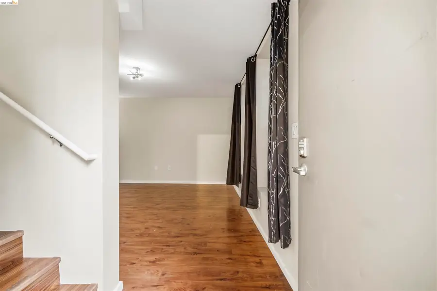 425 28th Street  #101B, Oakland, CA 94609 - #3