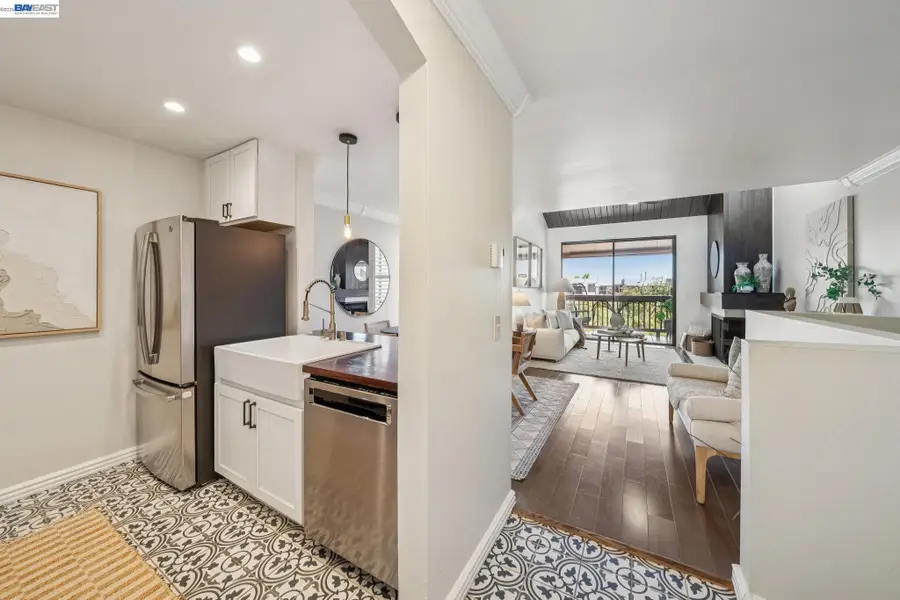 2101 Shoreline Dr  #425, Alameda, CA 94501 - #3