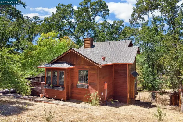 890 Holly Hill Dr, WALNUT CREEK, CA 94596