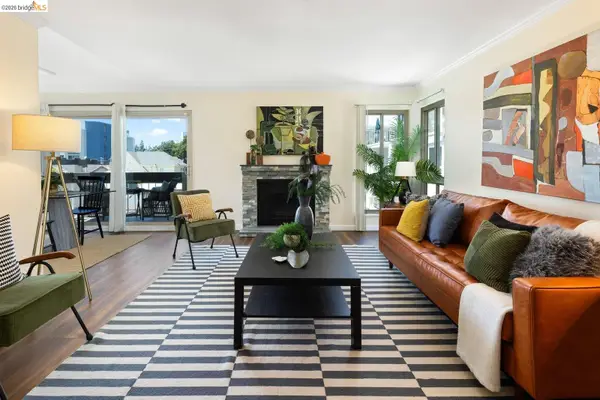 77 Fairmount Avenue  #302, OAKLAND, CA 94611