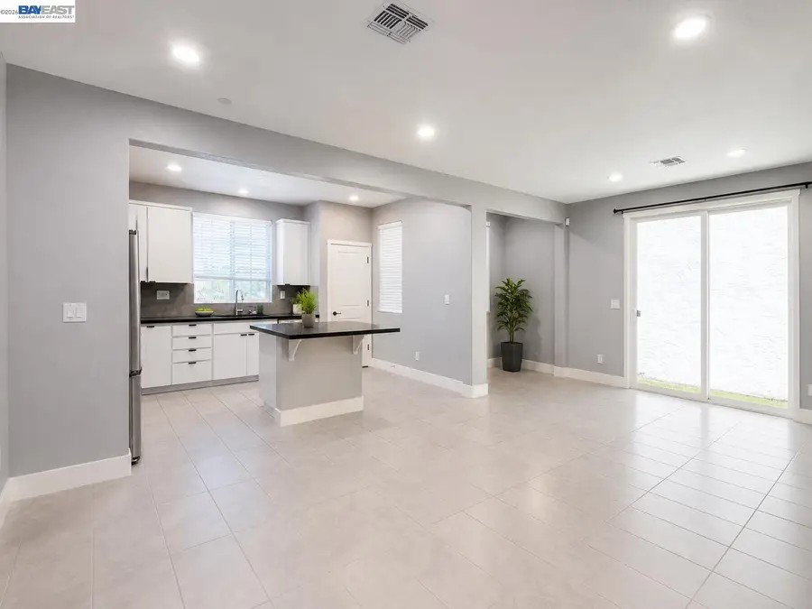 3141 Bluebird court, West Sacramento, CA 95691 - #3