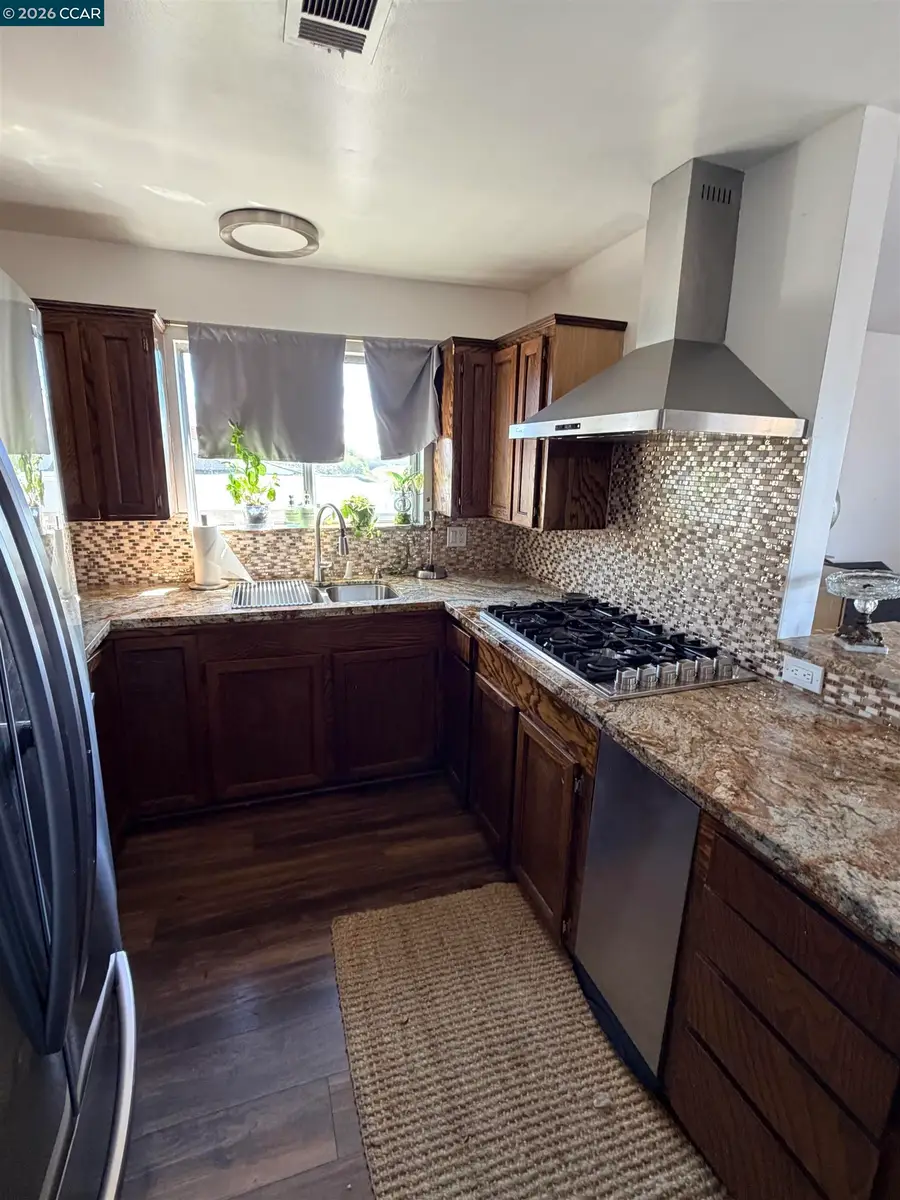 2415 Columbia Blvd, Richmond, CA 94804 - #2