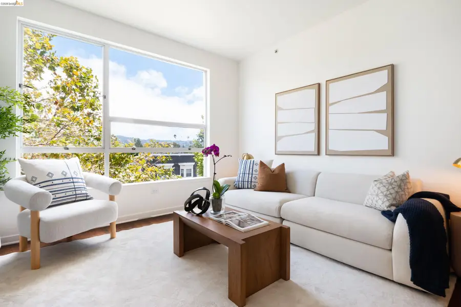 6465 San Pablo Ave  #3-3, Oakland, CA 94608 - #3