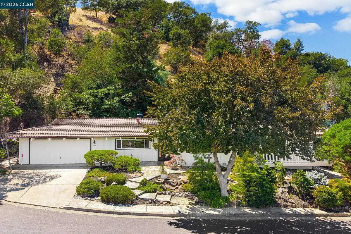 4050 Saint Marys St, Martinez, CA 94553 - #1