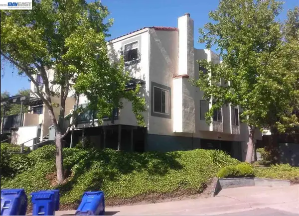 1704 Dalessi Dr, PINOLE, CA 94564