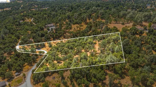 19631 Whitto Mine Rd, SONORA, CA 95370