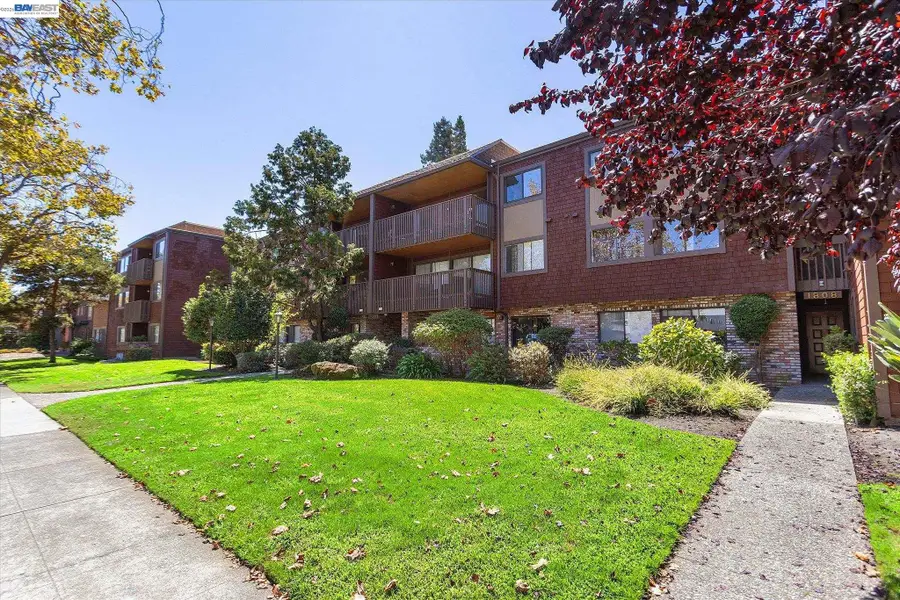 1810 Central Ave  #1808, Alameda, CA 94501 - #2