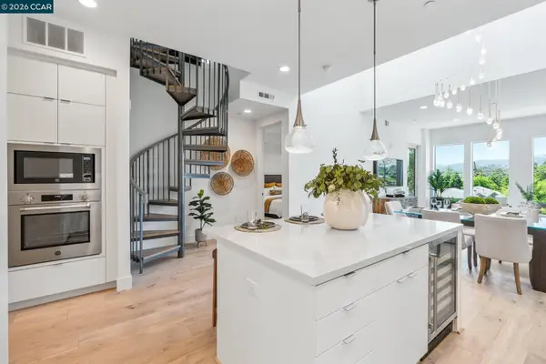 1954 Trinity Ave  #302, WALNUT CREEK, CA 94596