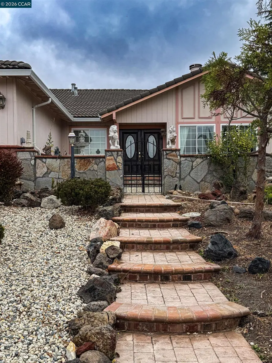 1220 Fascination Cir, Richmond, CA 94803 - #3