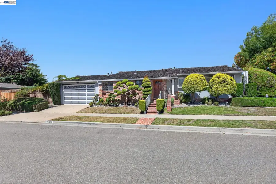 30696 Brae Burn Ave, Hayward, CA 94544 - #2