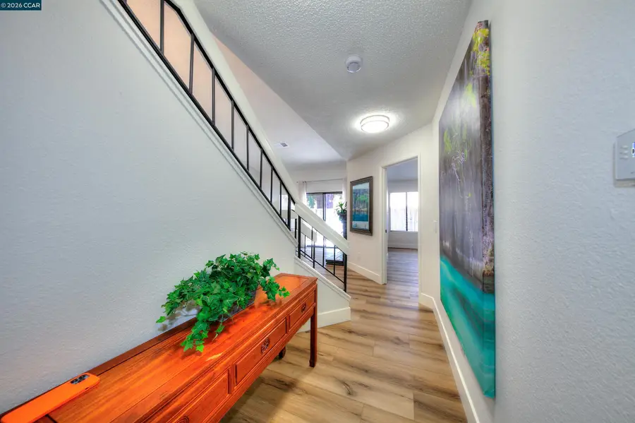 105 Coventry, Hercules, CA 94547 - #3
