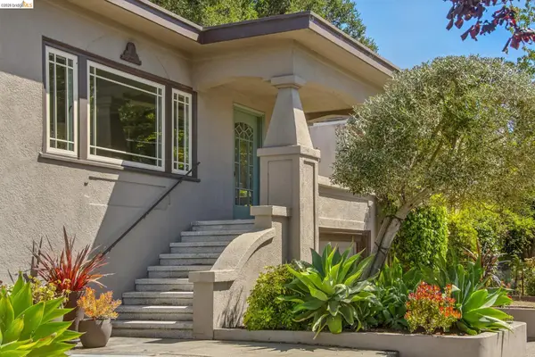 5232 Miles Ave, OAKLAND, CA 94618