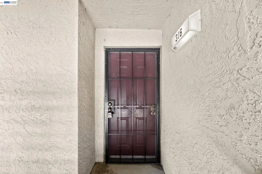 29588 Vanderbilt St  #316, Hayward, CA 94544 - #2