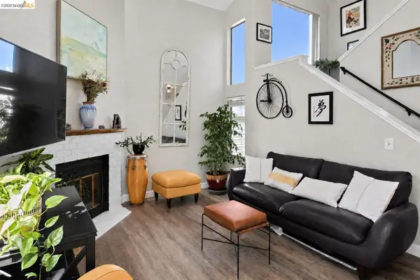 3687 Maple AVE  #9, OAKLAND, CA 94602