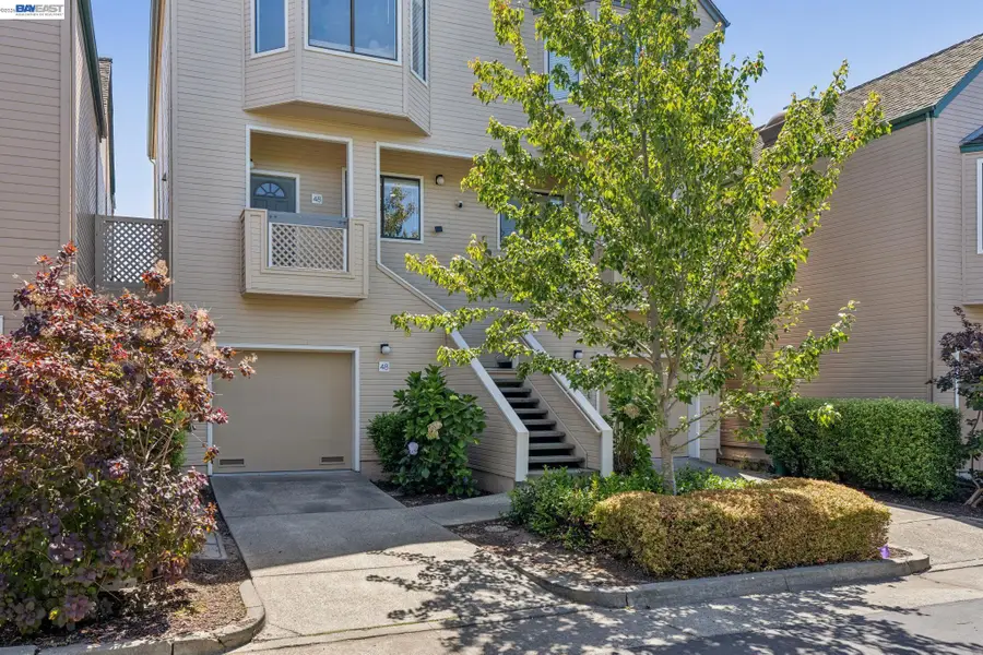 48 Invincible Ct  #F19, Alameda, CA 94501 - #3