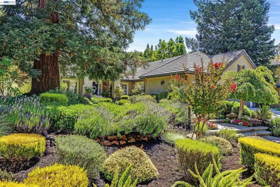 2757 Deer Meadow Dr, Danville, CA 94506 - #3
