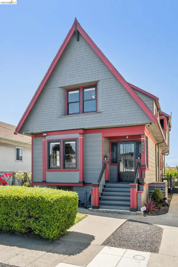 933 37Th St, OAKLAND, CA 94608