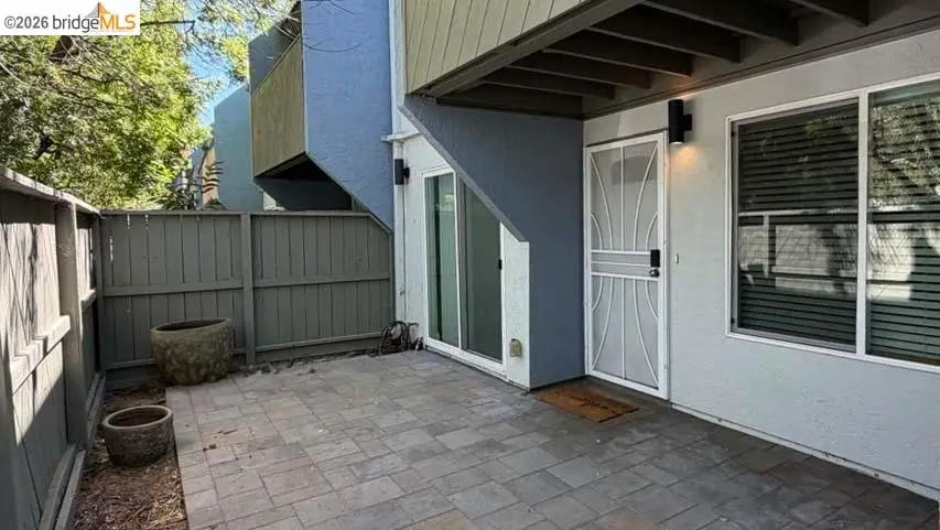 1800 Laguna ST  #APT 5, Concord, CA 94520 - #2