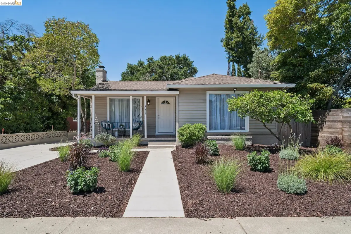 3975 Turnley Ave, Oakland, CA 94605 - #1