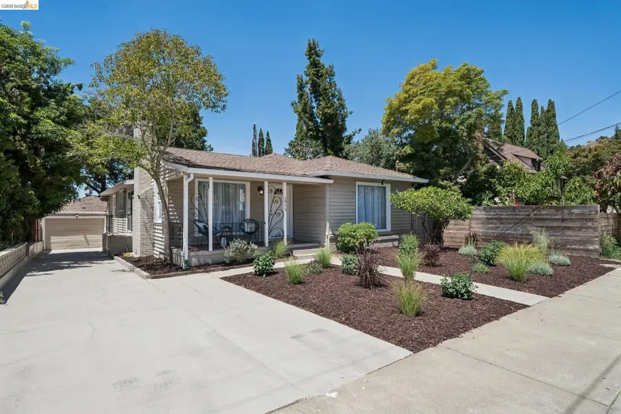 3975 Turnley Ave, Oakland, CA 94605 - #3