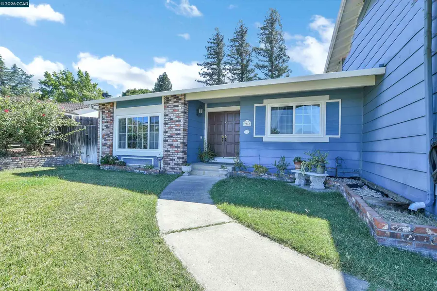2353 Silver Creek Cir, Antioch, CA 94509 - #3