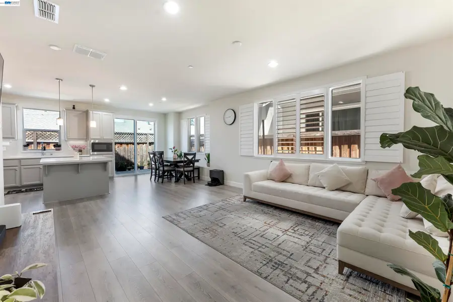 1631 Wonderland Way, Hayward, CA 94545 - #3