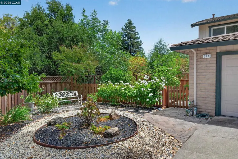 584 Mission Pl, Danville, CA 94526 - #3