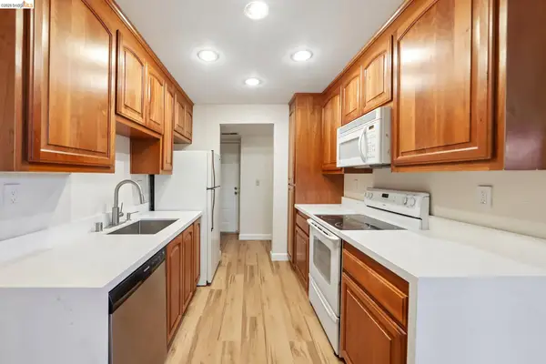 605 Center Ave, MARTINEZ, CA 94553