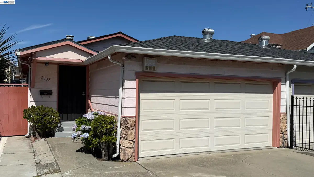 2538 16Th St, Oakland, CA 94601 - #1