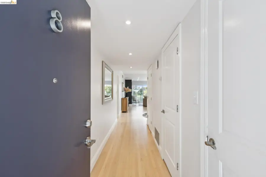 2316 Lakeshore Ave  #8, Oakland, CA 94606 - #2