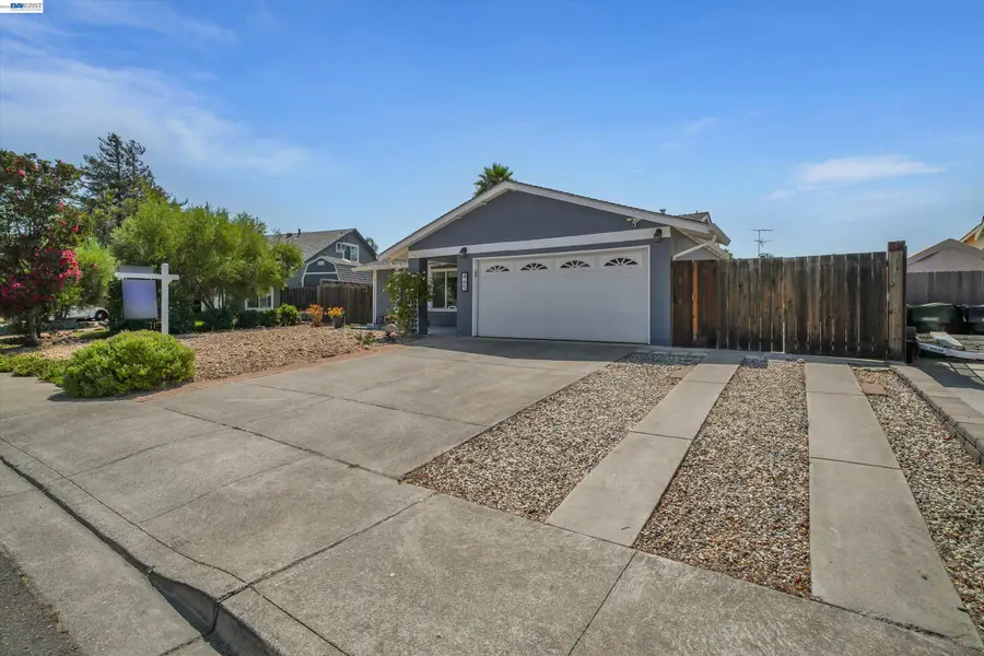 465 Swan Dr, Livermore, CA 94551 - #2