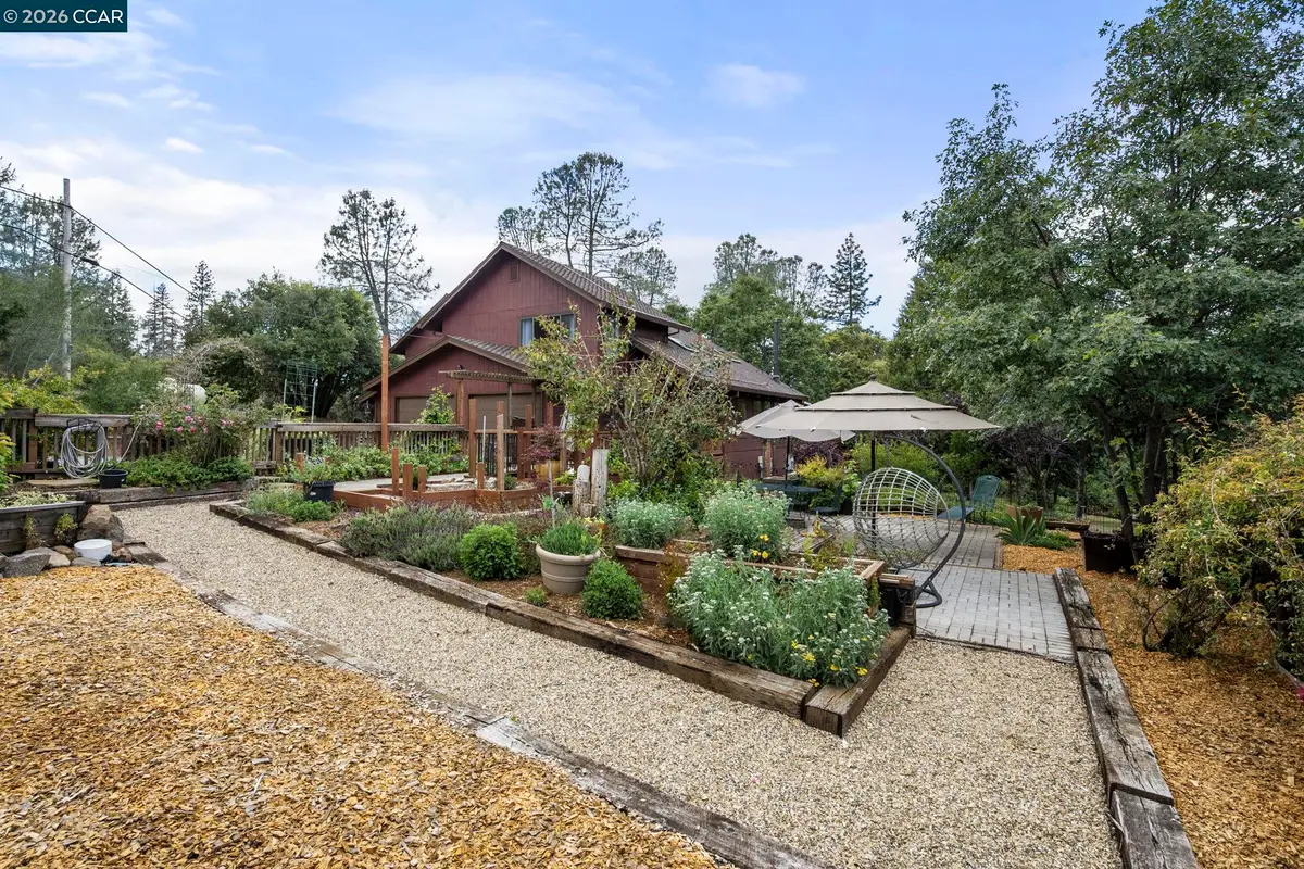 5184 Darby Russell Rd, Murphys, CA 95247 - #1