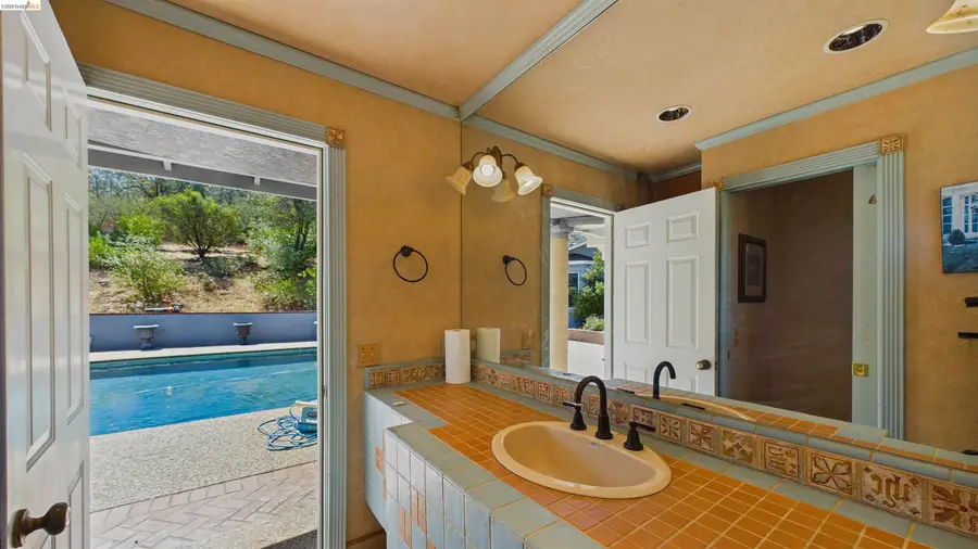 17910 Dolores Ln, Sonora, CA 95370 - #2
