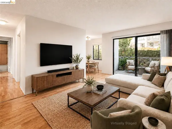 3 Commodore DR  #B153, EMERYVILLE, CA 94608