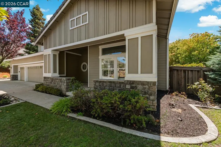 1116 Peacock Creek Dr, Clayton, CA 94517 - #3