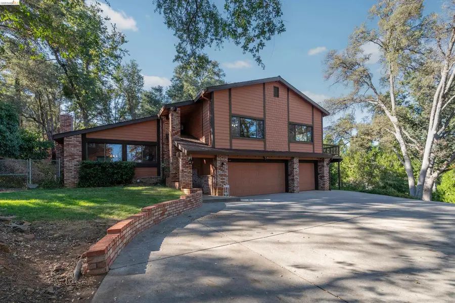20508 Brook Dr., Sonora, CA 95370 - #2