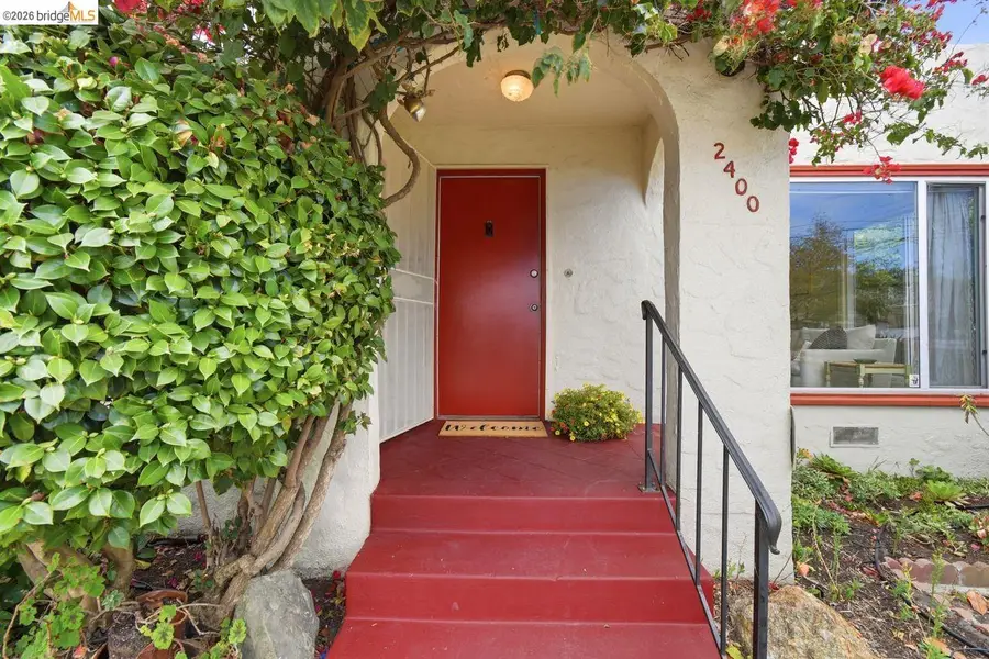 2400 Mcbryde Ave, Richmond, CA 94804 - #2