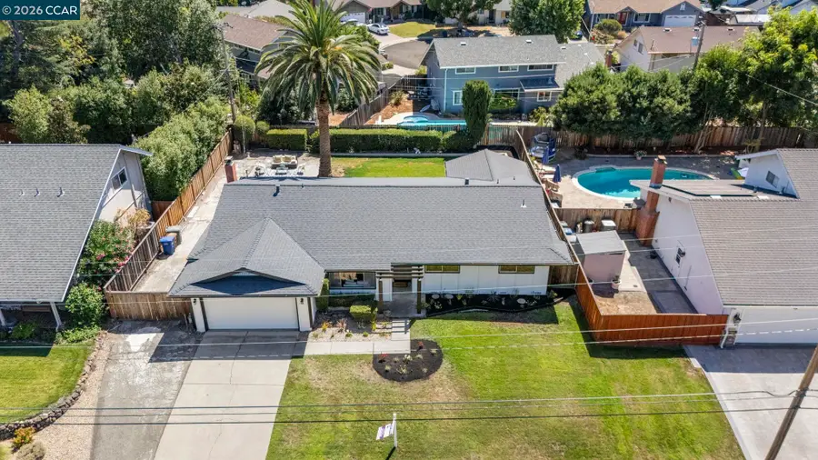 1320 Hookston Rd, Concord, CA 94518 - #2